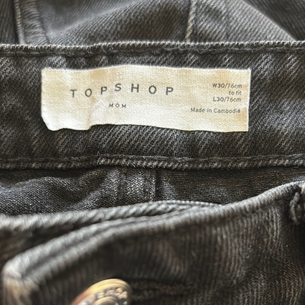 Topshop Mom high rise Black Denim Jeans 😍